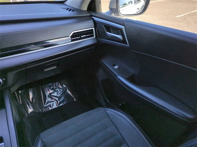 Used 2024 Mitsubishi Outlander SE image 17