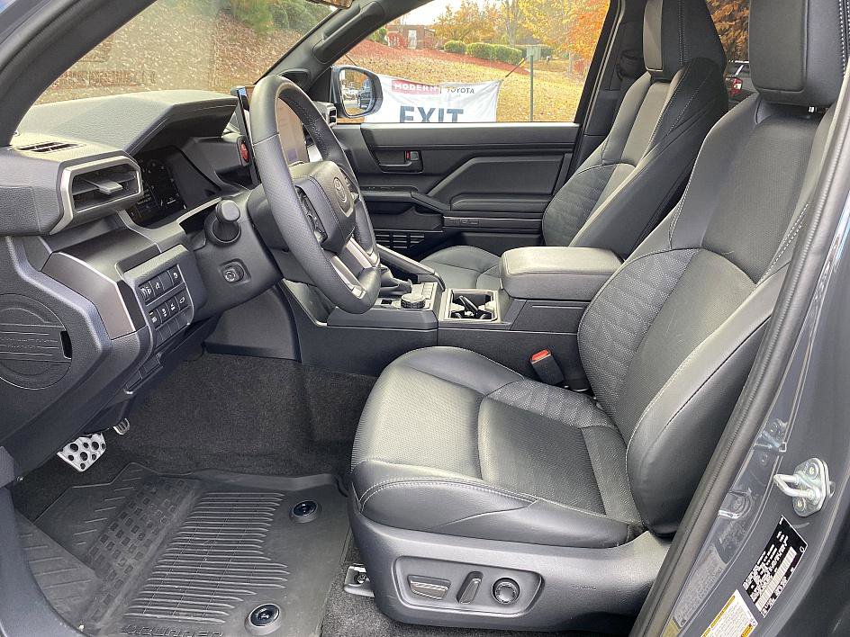 Certified 2025 Toyota 4Runner TRD Sport image 10