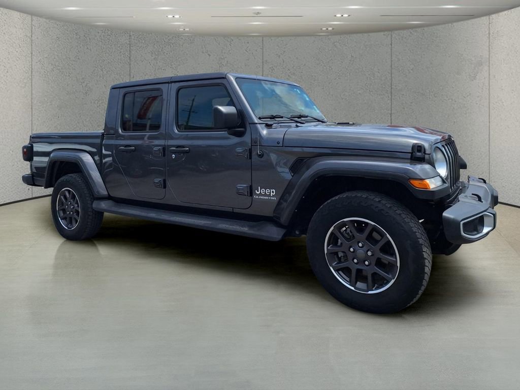 Used 2022 Jeep Gladiator Overland w/ Cold Weather Group AWD/4WD image 3