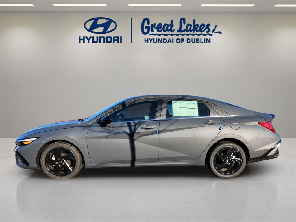New 2026 Hyundai Elantra SEL Sport image 2