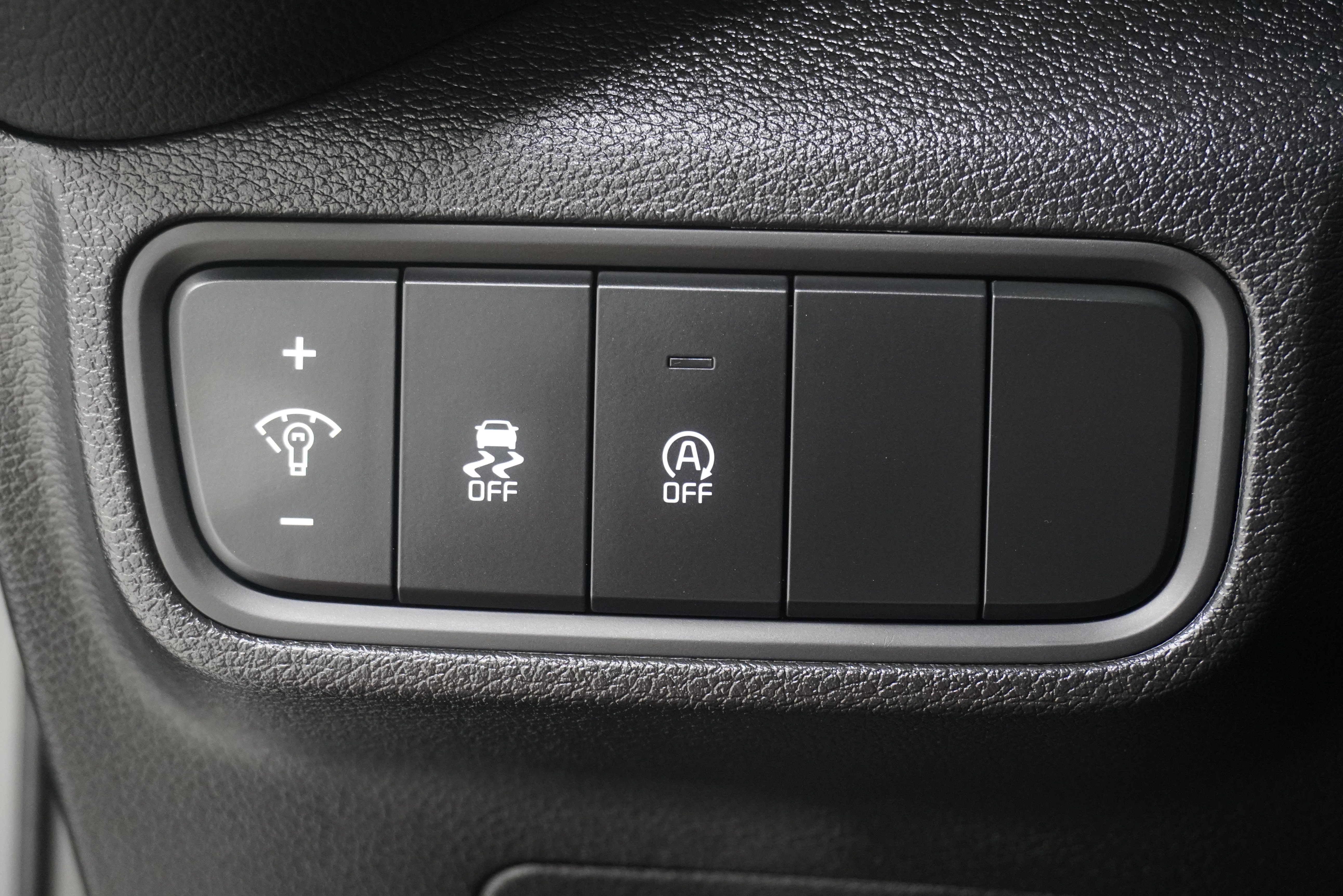 Used 2025 Kia Soul S FWD image 21