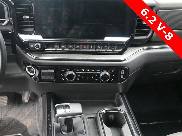 Used 2024 Chevrolet Silverado 1500 ZR2 w/ Technology Package image 15