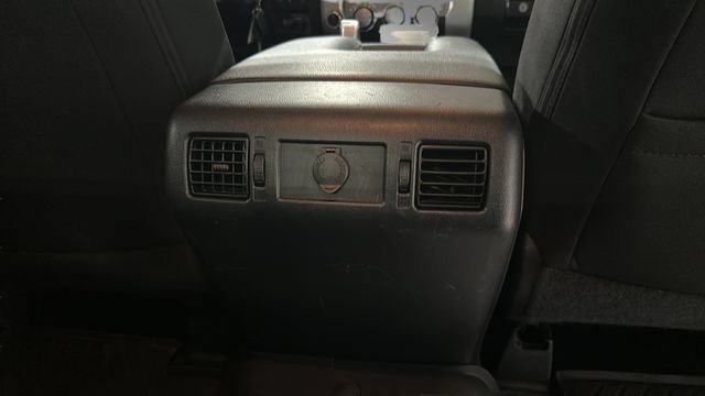 Used 2018 Toyota Tundra SR5 AWD/4WD image 29