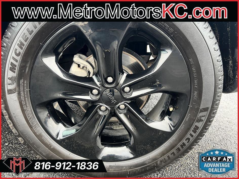 Used 2019 Jeep Compass Latitude image 14