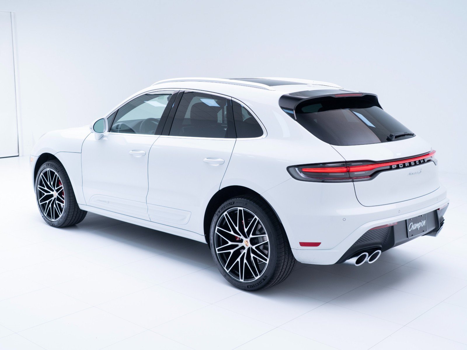 New 2026 Porsche Macan S AWD/4WD image 3