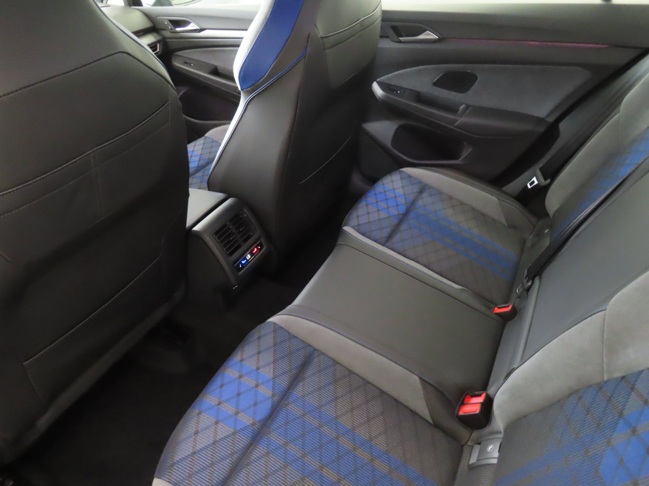 New 2026 Volkswagen Golf w/ Euro Style Package image 22