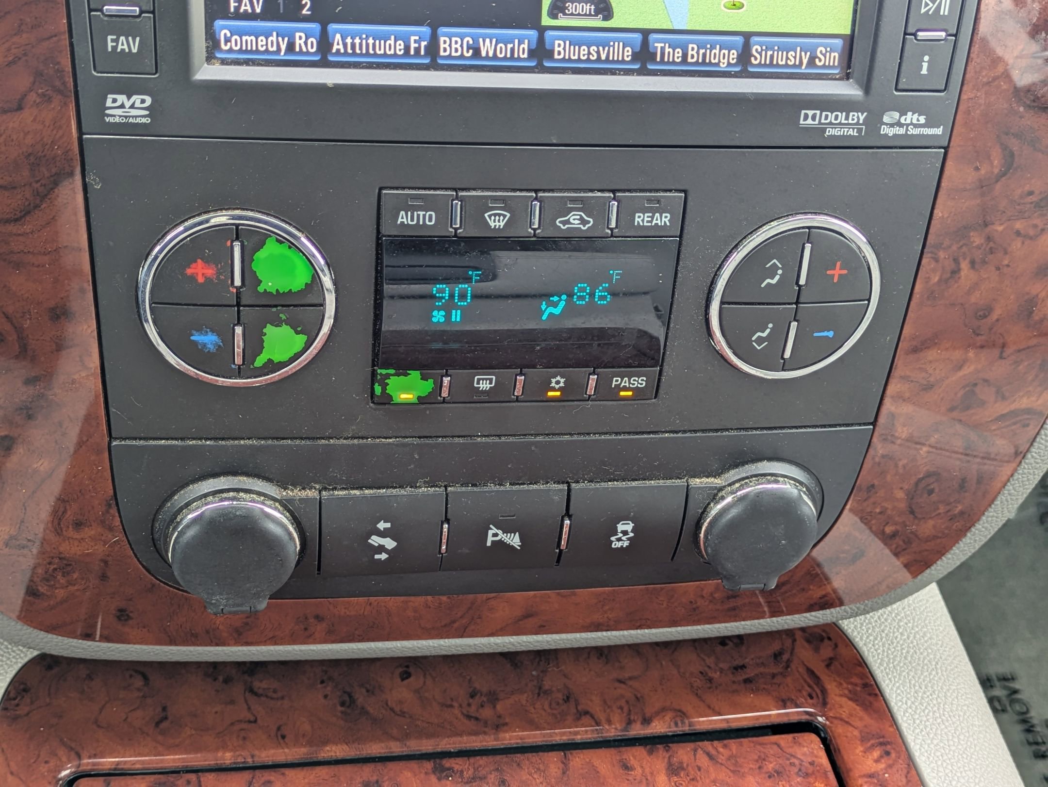 Used 2013 Chevrolet Tahoe LTZ image 14