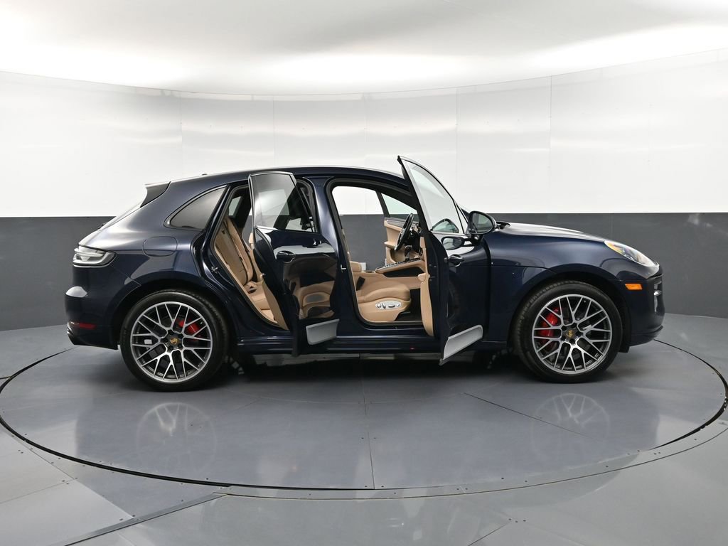 Certified 2020 Porsche Macan GTS AWD/4WD image 36