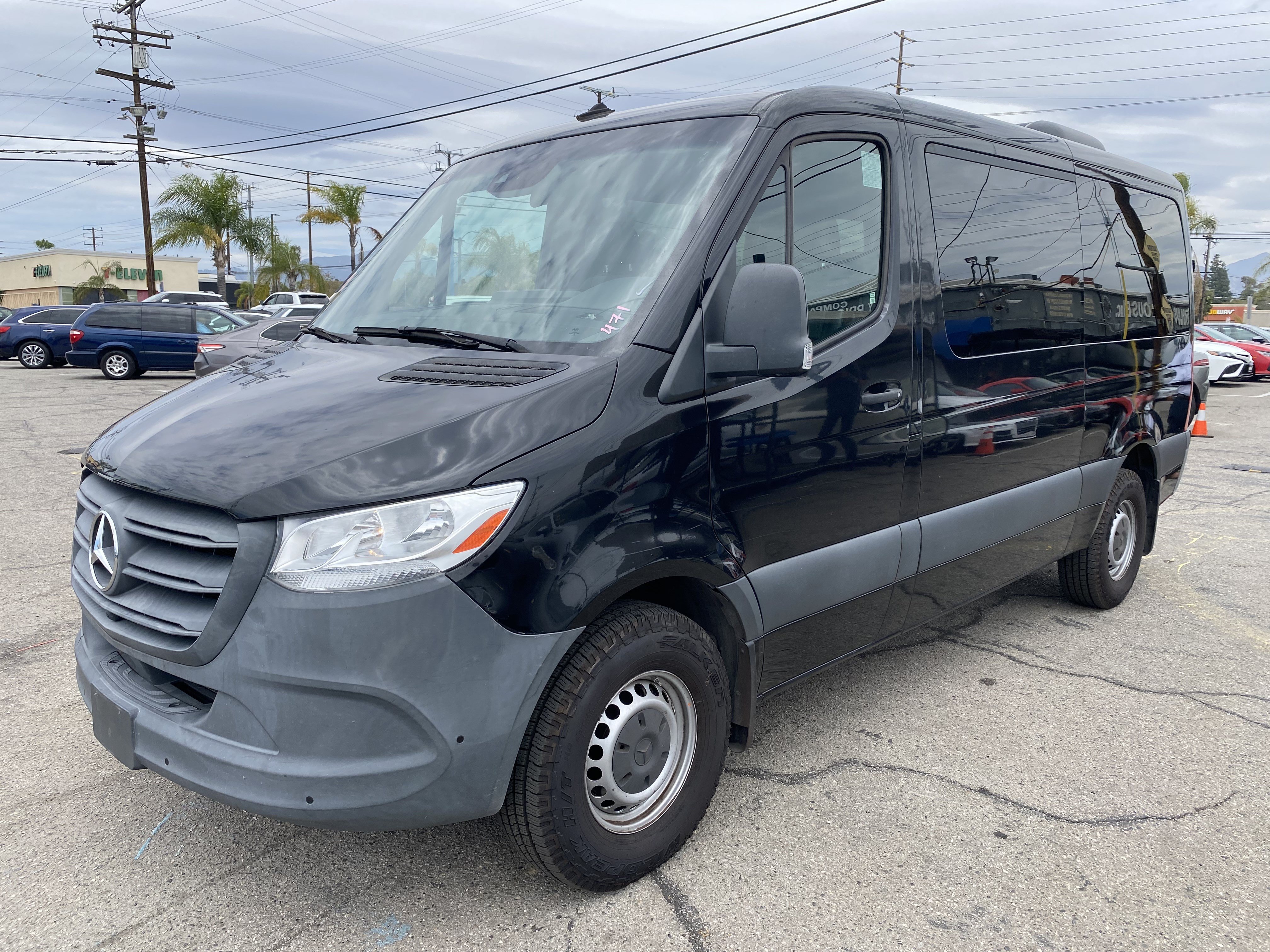 Used 2022 Mercedes-Benz Sprinter 1500 image 2
