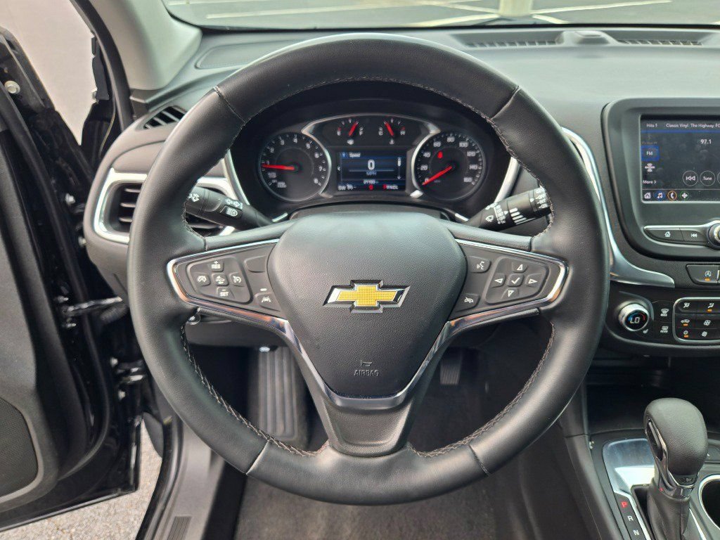 Used 2023 Chevrolet Equinox LT FWD image 32