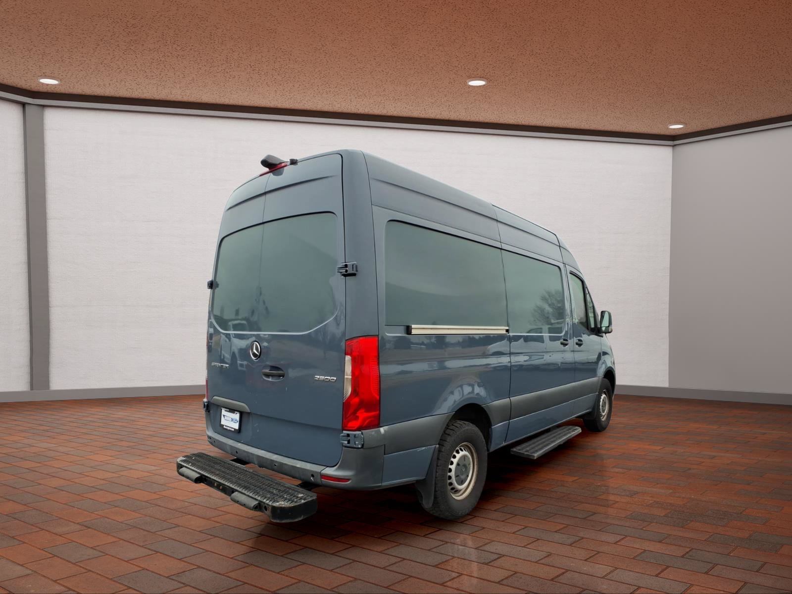 Used 2019 Mercedes-Benz Sprinter 144 image 8