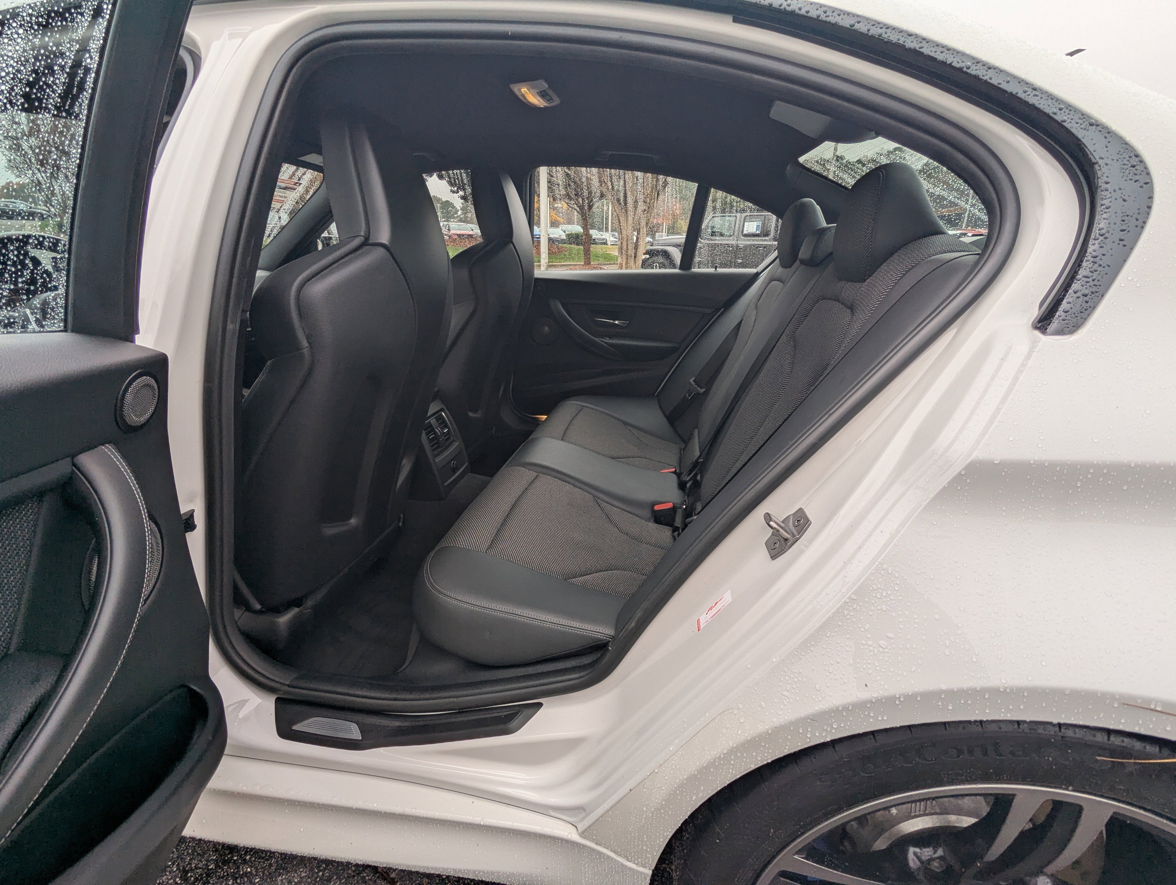 Used 2018 BMW M3 image 11