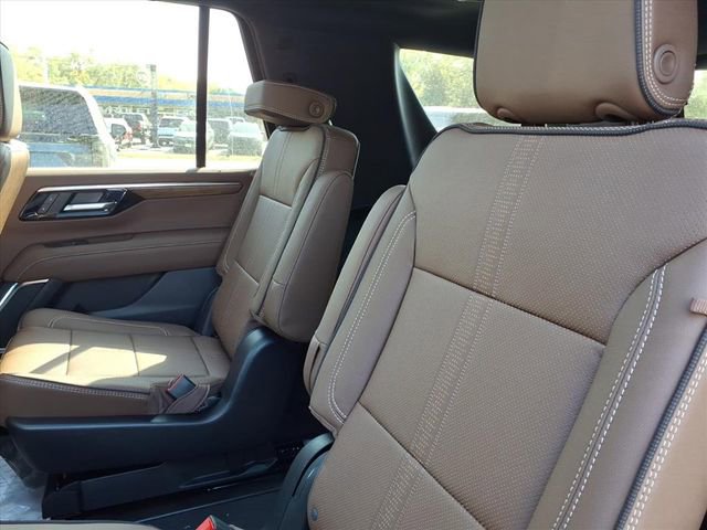 New 2026 Chevrolet Tahoe High Country w/ Sun And Tow Package image 27