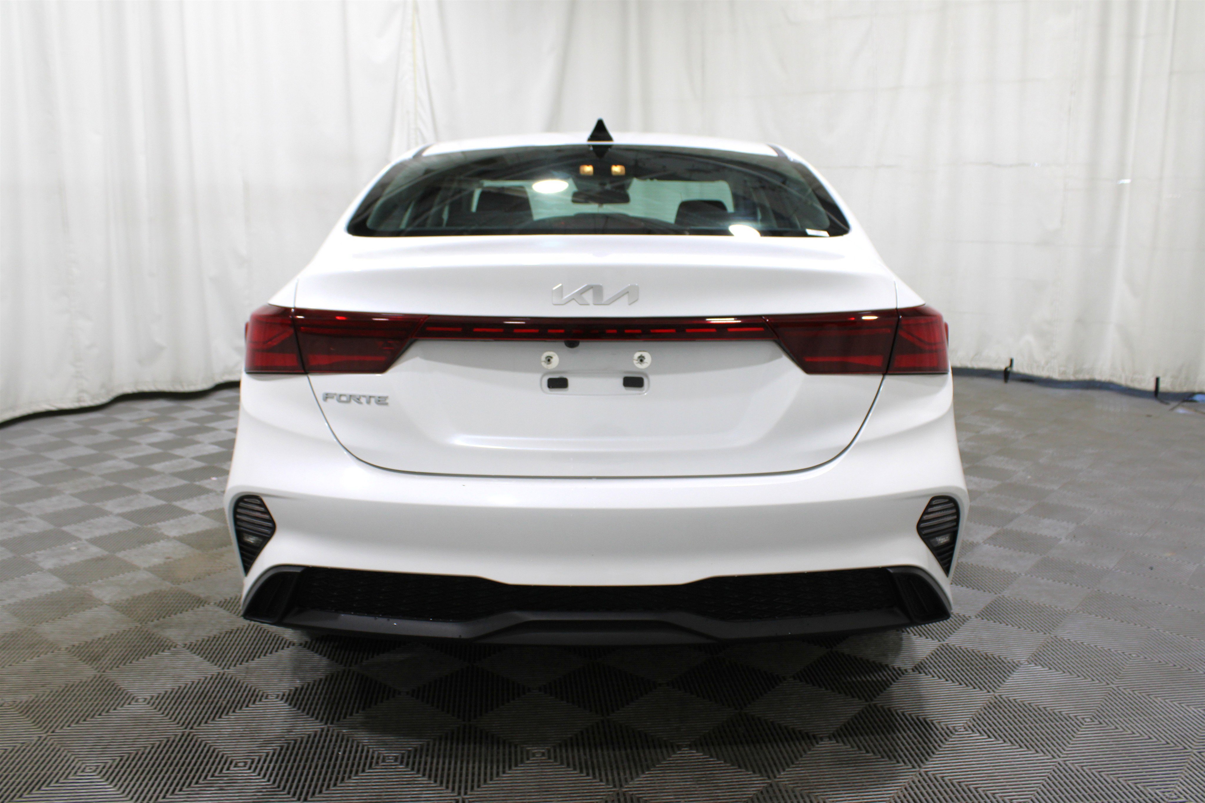 Used 2023 Kia Forte LXS w/ LXS Technology Package FWD image 27