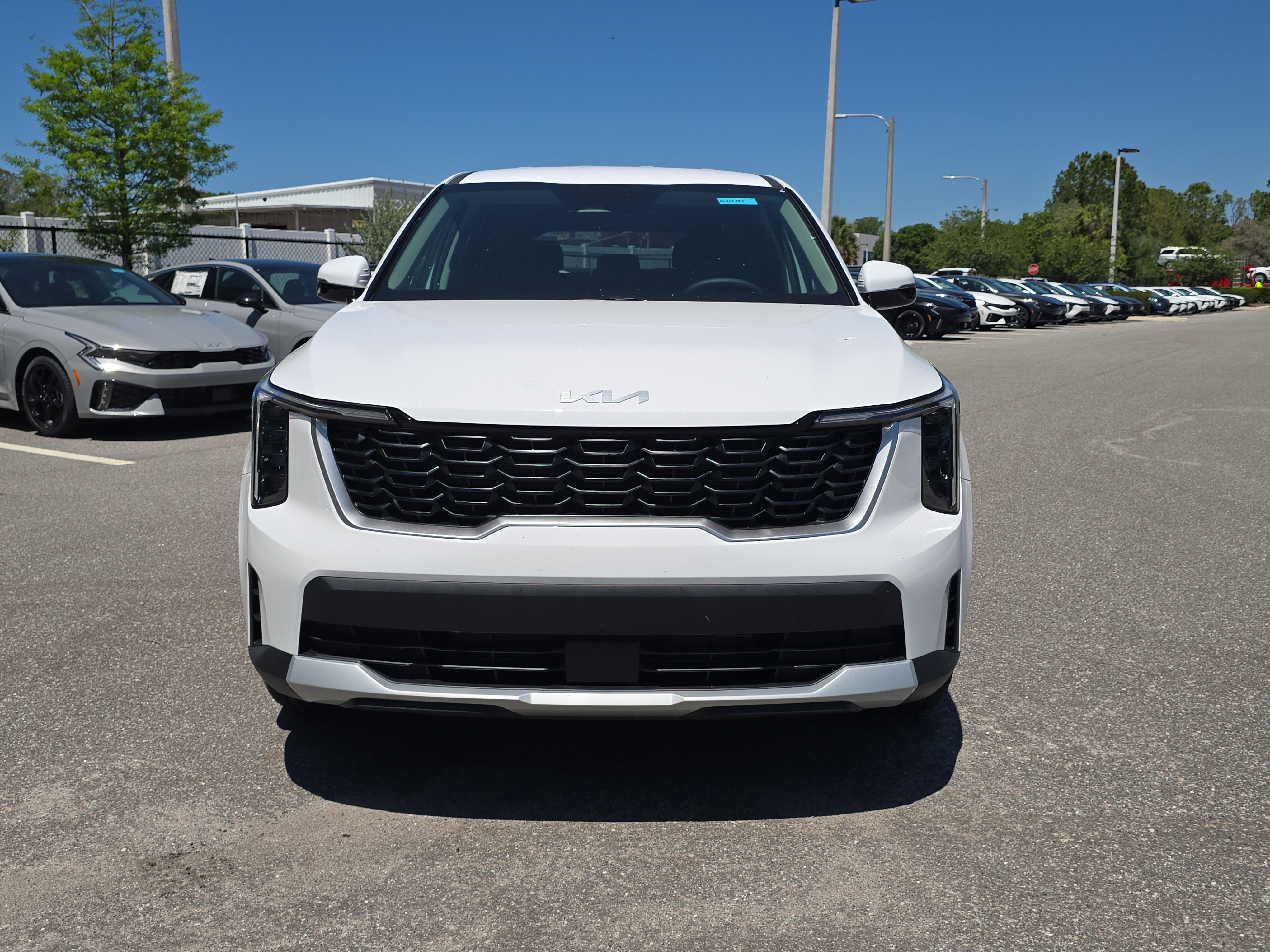 New 2026 Kia Sorento LX FWD image 3