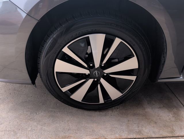Used 2025 Nissan Altima 2.5 SV AWD/4WD image 23