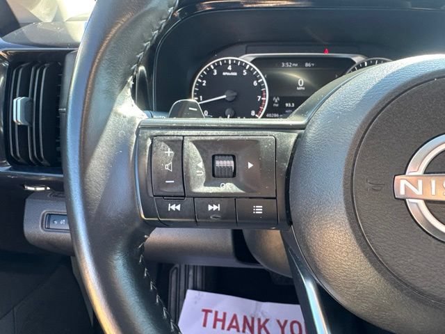 Used 2025 Nissan Pathfinder SV AWD/4WD image 18