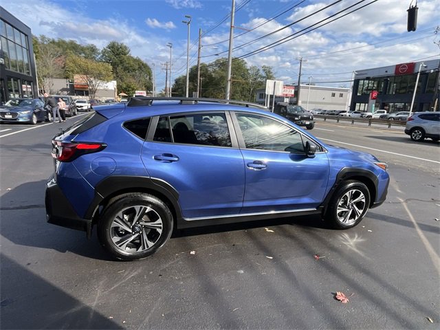 Used 2025 Subaru Crosstrek 2.0i Premium image 9