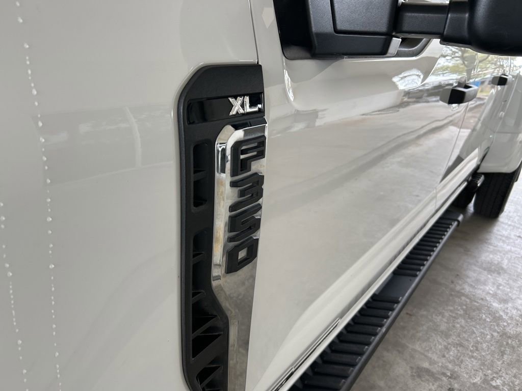 Used 2025 Ford F350 XL w/ XL Driver Assist Package image 13