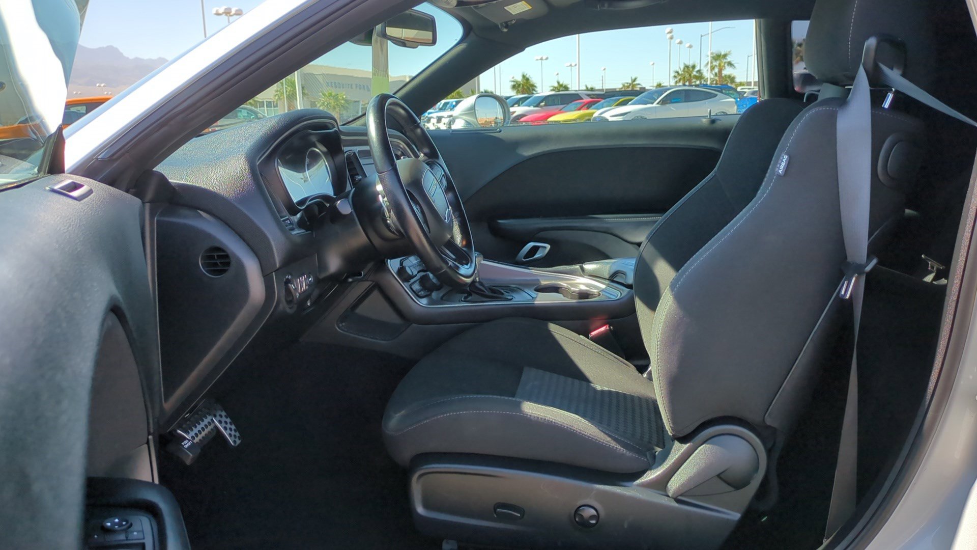 Used 2022 Dodge Challenger R/T image 15