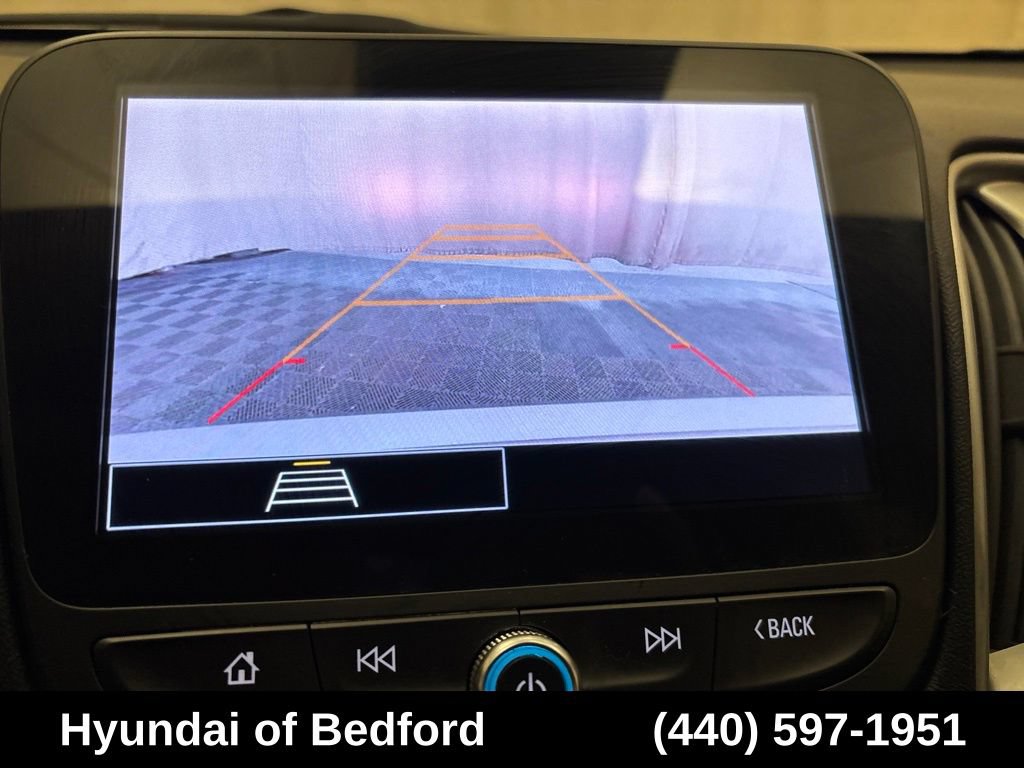 Used 2025 Chevrolet Malibu LT FWD image 18