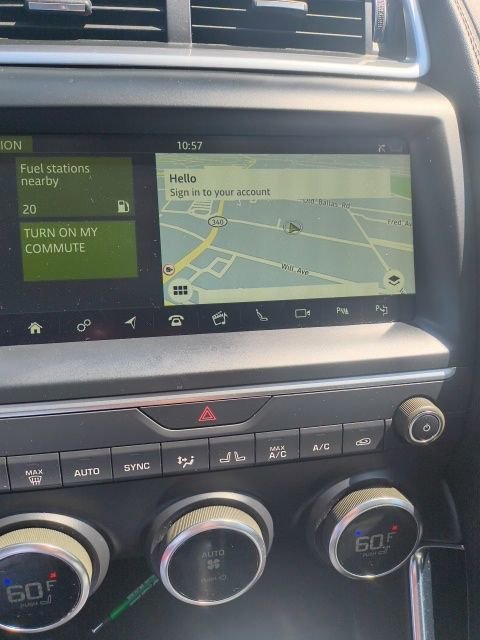 Used 2018 Jaguar E-PACE SE image 11