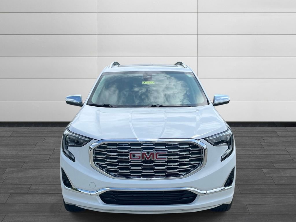 Used 2019 GMC Terrain Denali w/ Driver Alert Package II AWD/4WD image 8