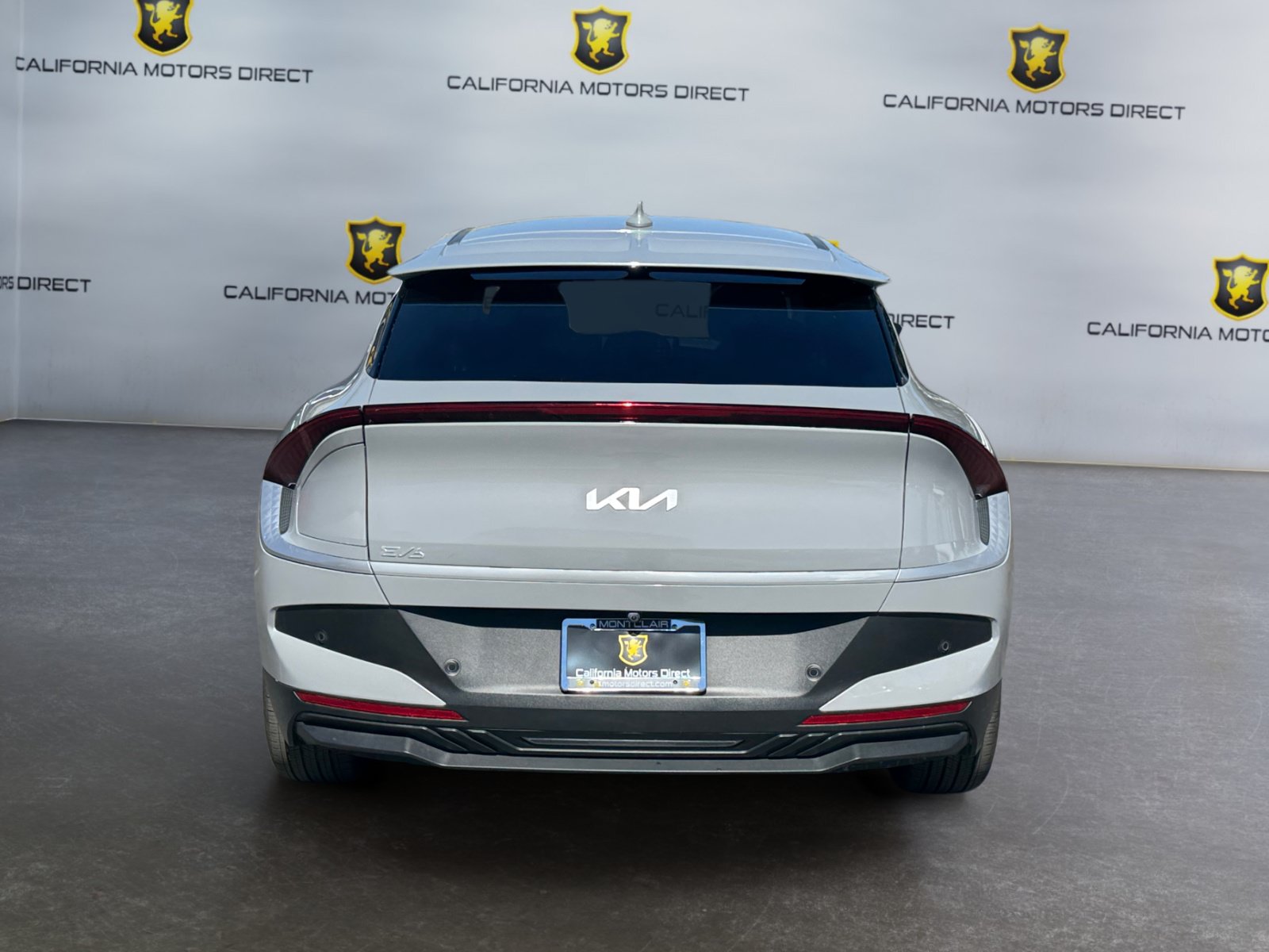 Used 2025 Kia EV6 Light w/ Light LR Technology Package RWD image 4