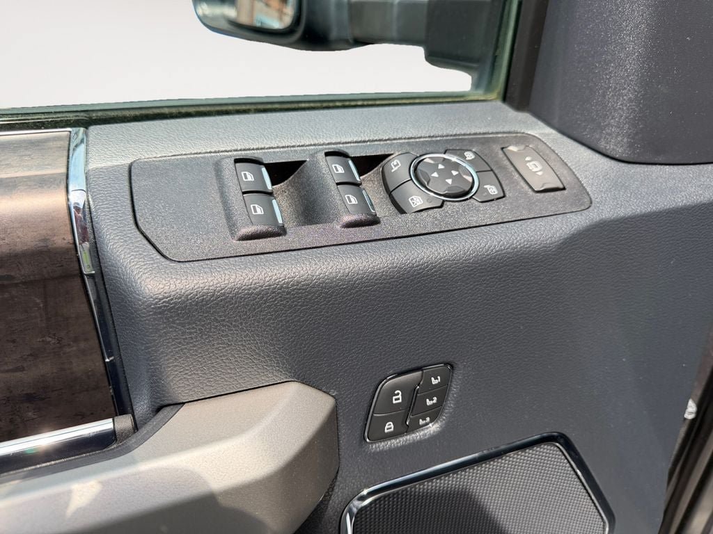 Used 2022 Ford F450 Lariat w/ Lariat Ultimate Package AWD/4WD image 21