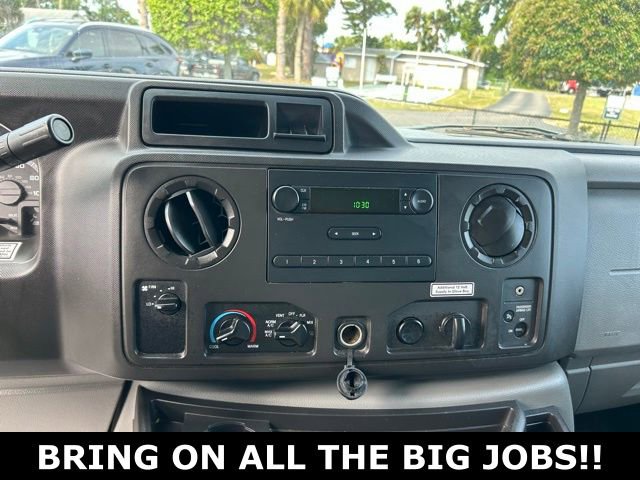 Used 2019 Ford E-350 and Econoline 350 Super Duty RWD image 18