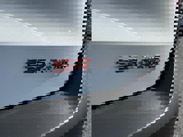 New 2026 Nissan Kicks SR w/ Cold Weather Package AWD/4WD image 14