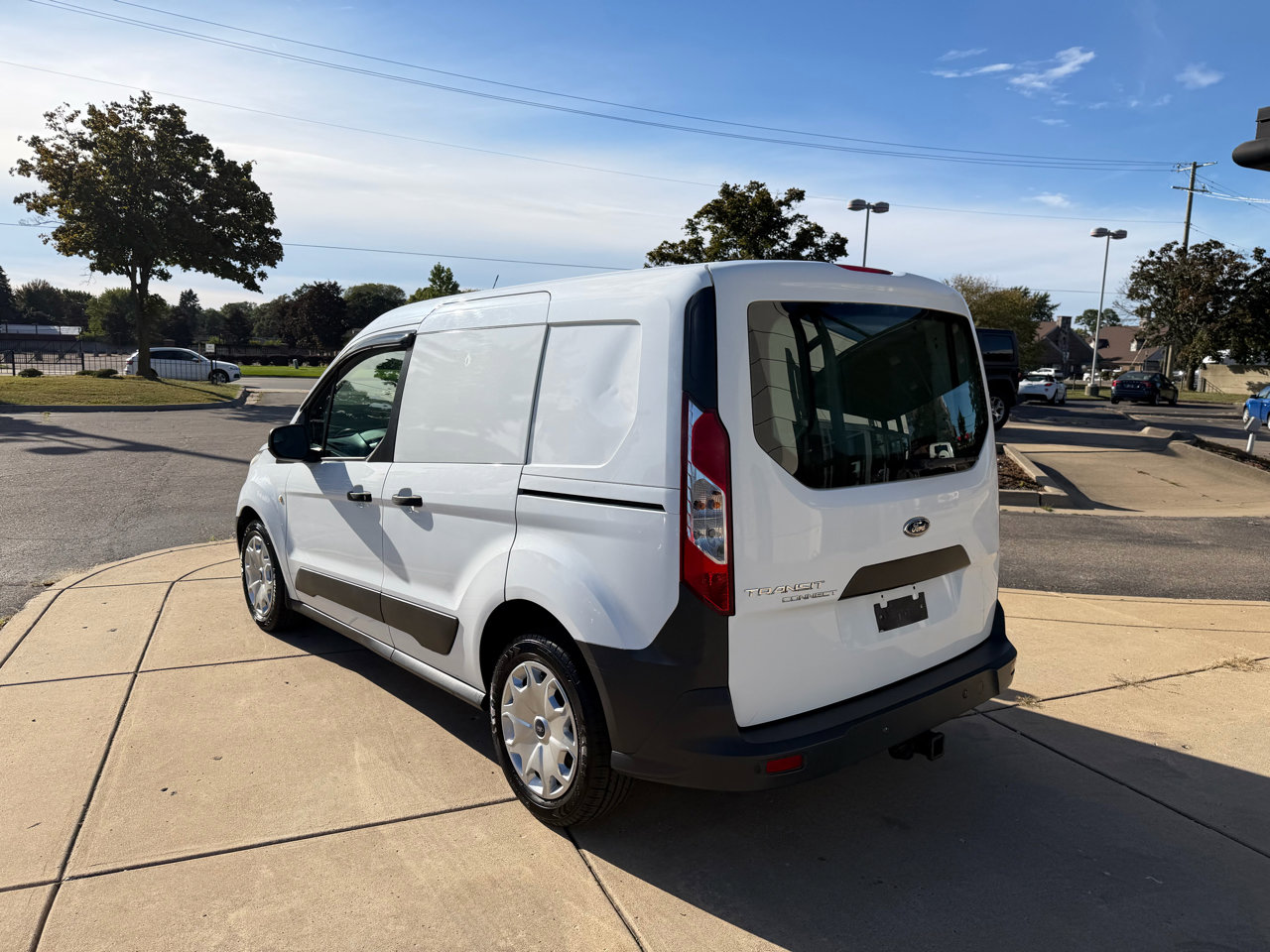 Used 2015 Ford Transit Connect XL image 7