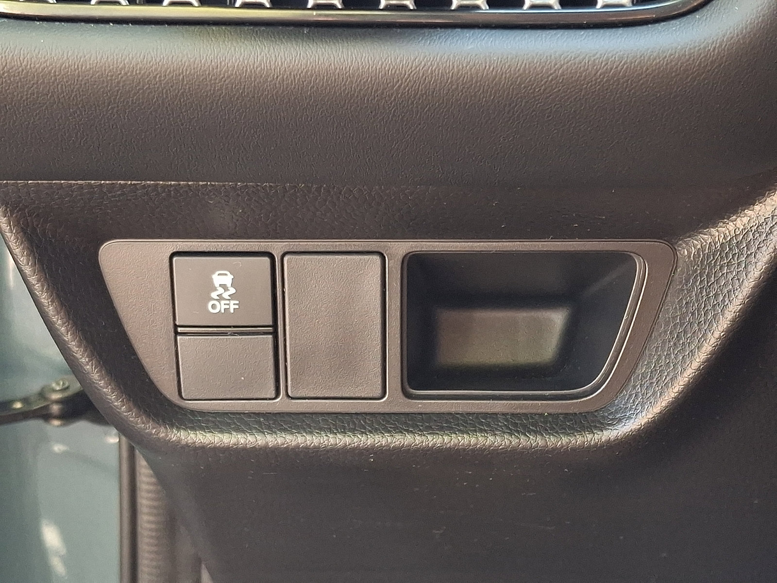 Used 2025 Honda HR-V Sport image 25