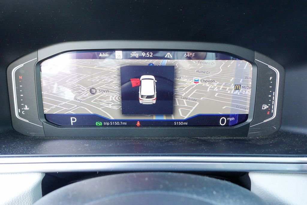 Certified 2025 Volkswagen Taos SEL image 15