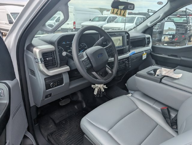 New 2027 Ford F550 4x4 Crew Cab image 17