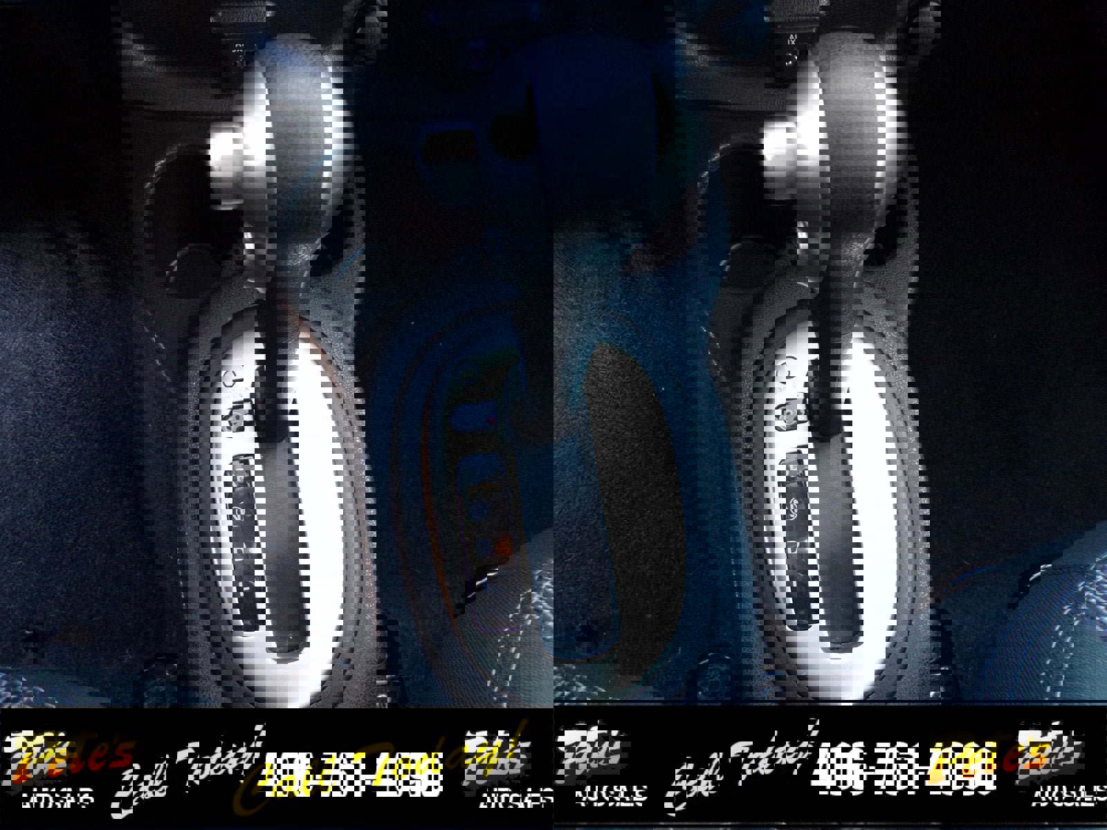 Used 2019 Nissan Versa SV image 23