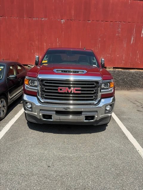 Used 2018 GMC Sierra 2500 SLT w/ Duramax Plus Package AWD/4WD image 2