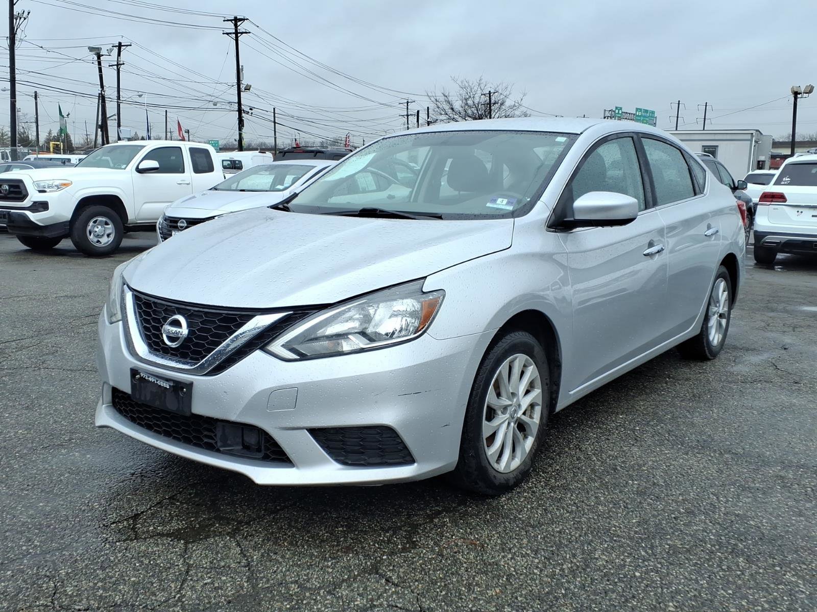 Used 2019 Nissan Sentra SV image 3