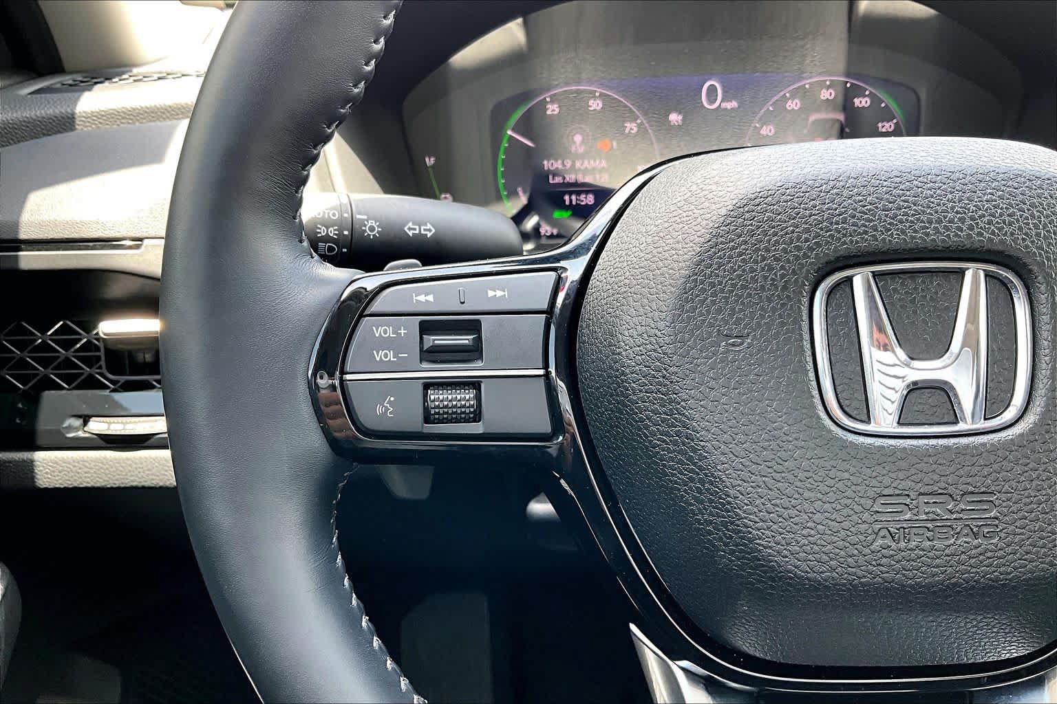 Used 2025 Honda Accord Touring image 24