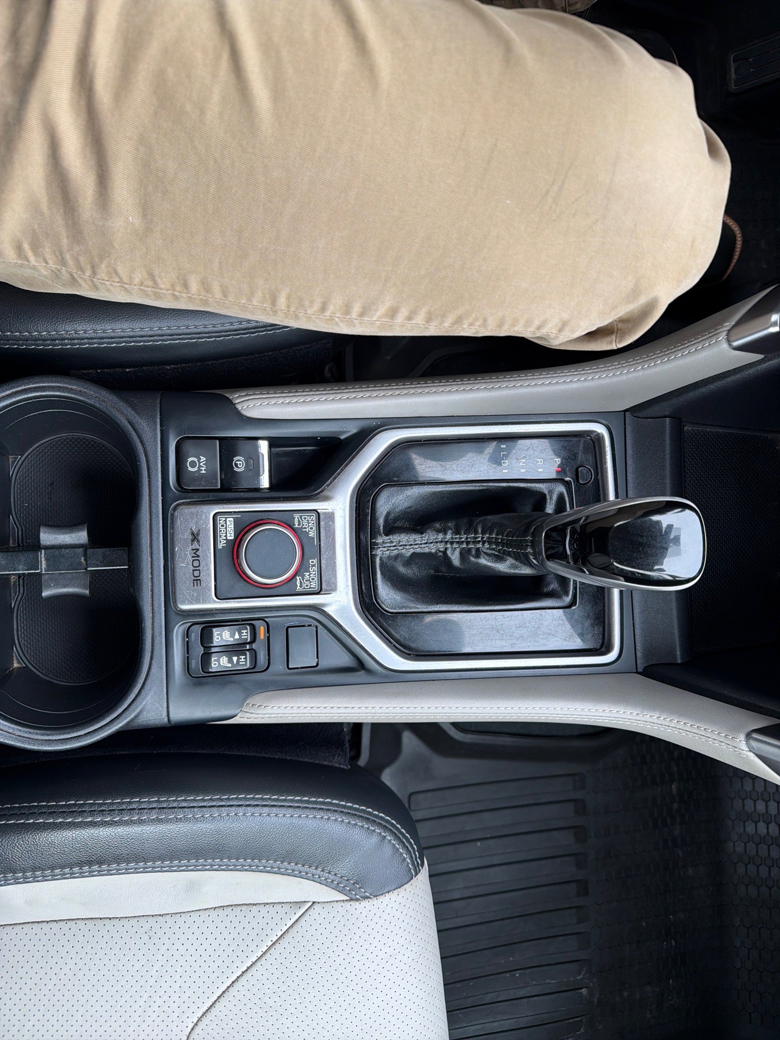 Used 2020 Subaru Forester Limited image 22