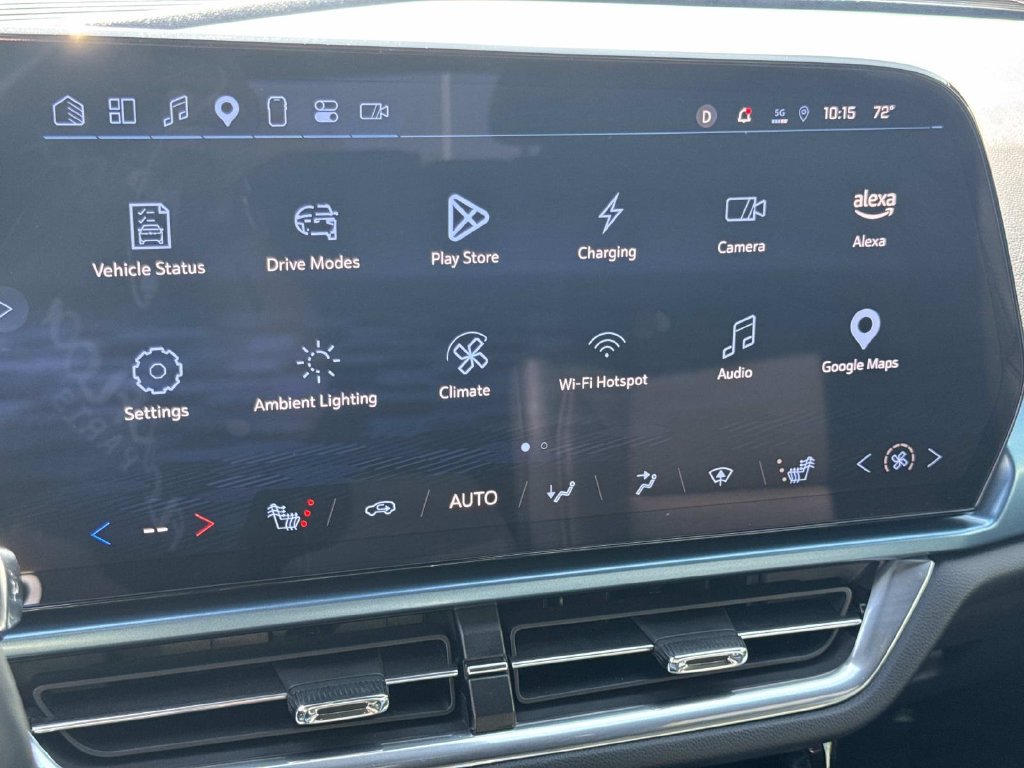 Used 2024 Chevrolet Equinox EV LT w/ LPO, Blackout Package FWD image 26