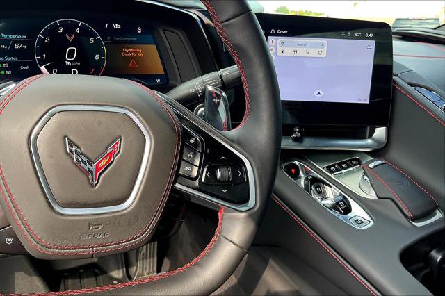 Used 2025 Chevrolet Corvette Stingray Premium Conv w/ Z51 Performance Package image 11