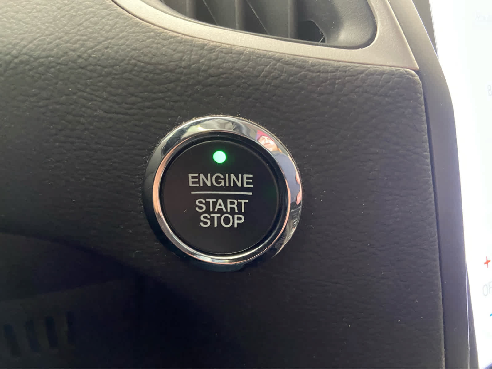 Used 2024 Ford Edge SEL w/ Convenience Package AWD/4WD image 42