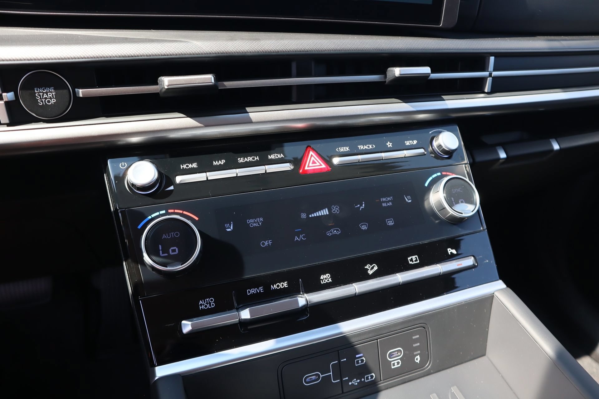 New 2027 Hyundai Santa Fe SEL AWD/4WD image 15