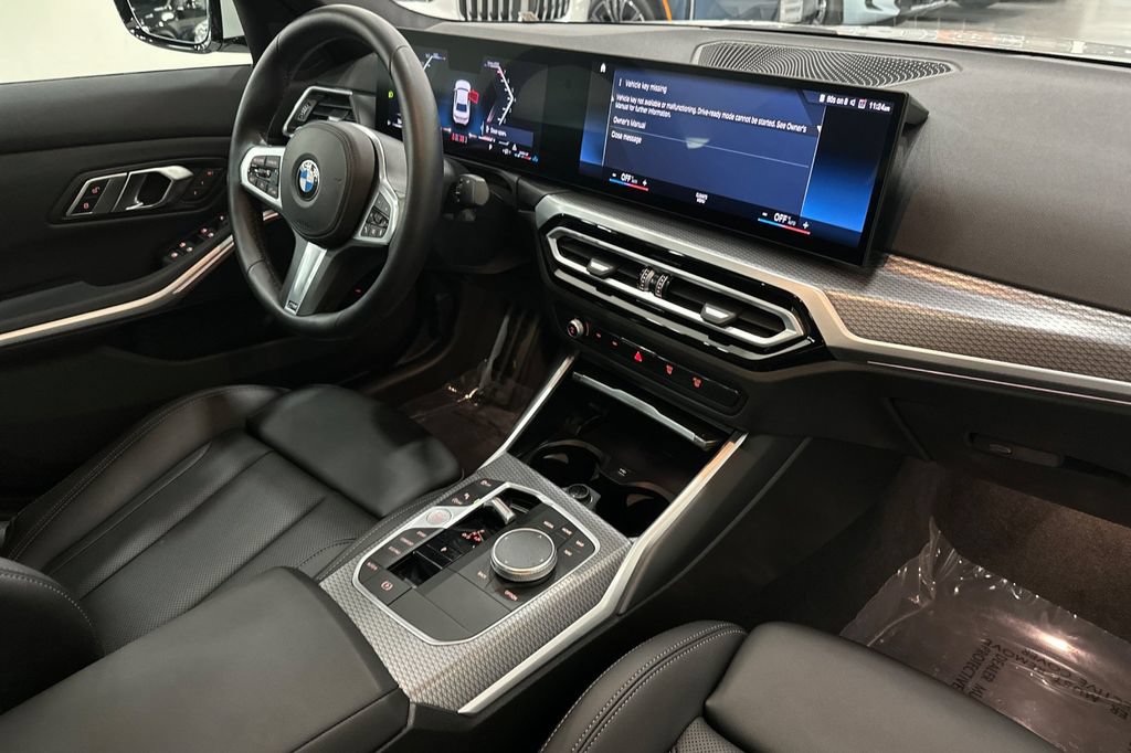 Used 2023 BMW 330i Sedan w/ M Sport Package RWD image 17