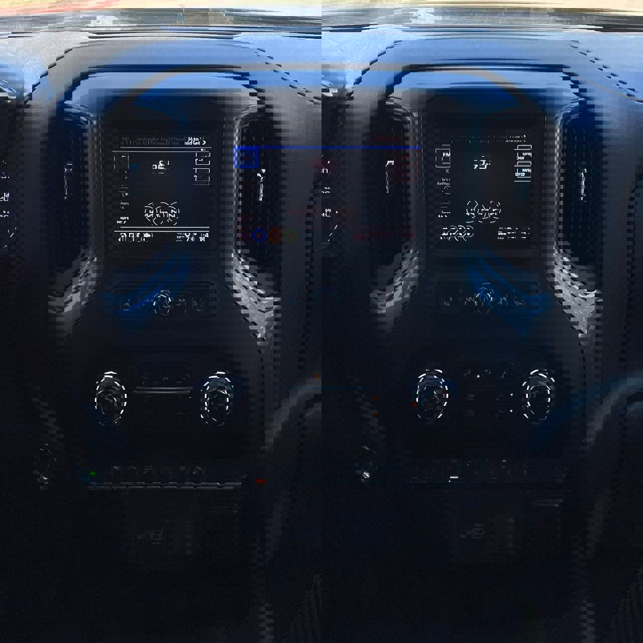 Used 2023 Chevrolet Silverado 1500 Custom image 18