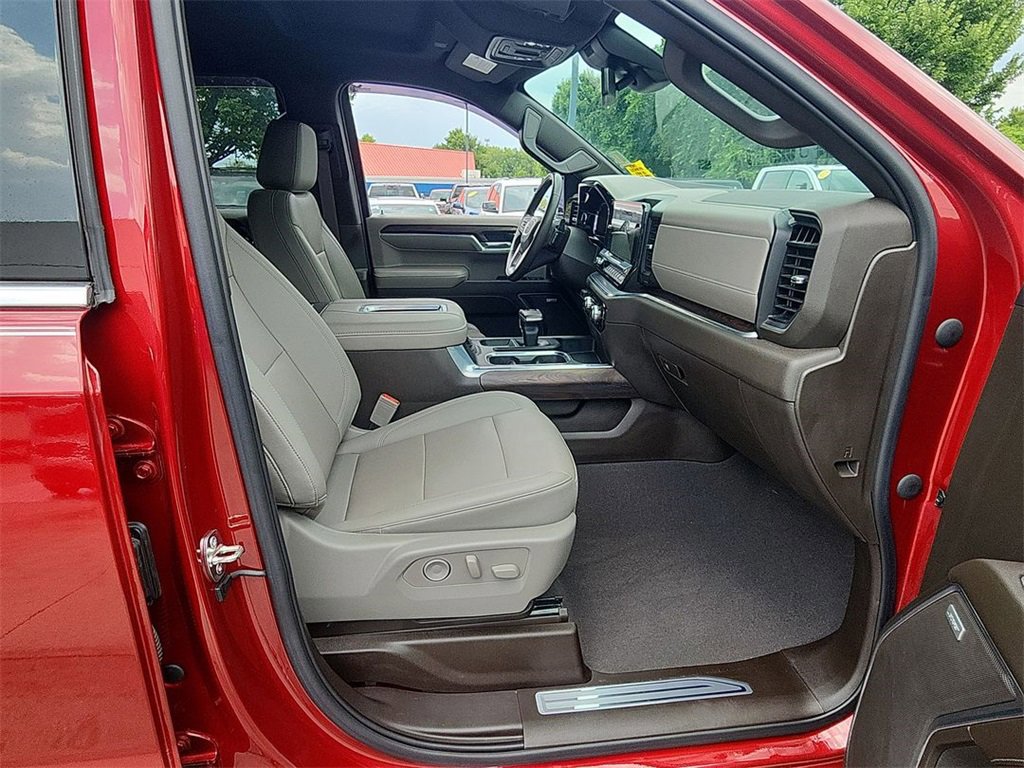 Certified 2022 GMC Sierra 1500 SLT w/ SLT Premium Plus Package image 30