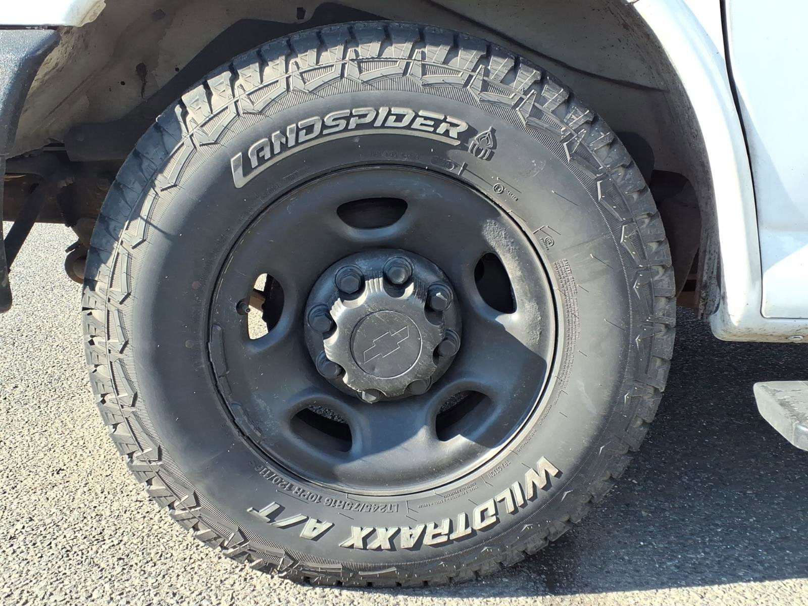 Used 2019 Chevrolet Express 3500 Extended image 5