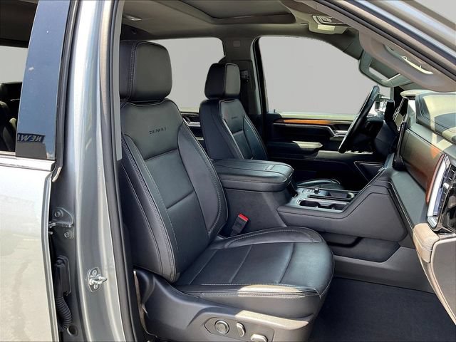 Used 2025 GMC Sierra 3500 Denali w/ Denali Reserve Package AWD/4WD image 31