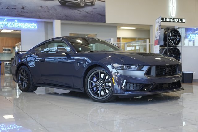 New 2025 Ford Mustang Dark Horse image 2